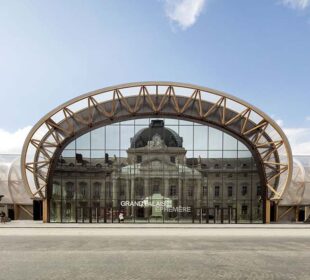 Grand Palais Éphémère: A Temporary Icon