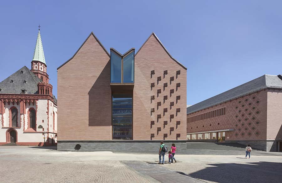 Revitalizing History: The Historical Museum in Frankfurt
